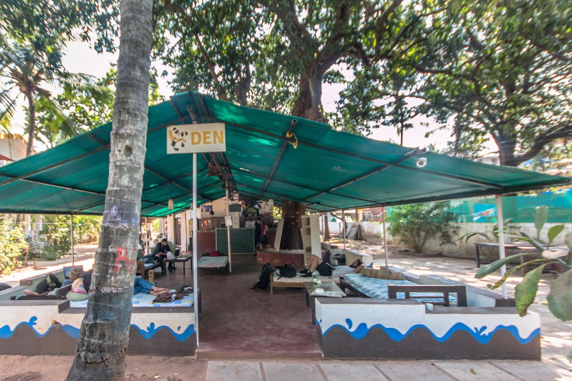 A Pousada Backpacker Panda Goa Calangute Exterior foto