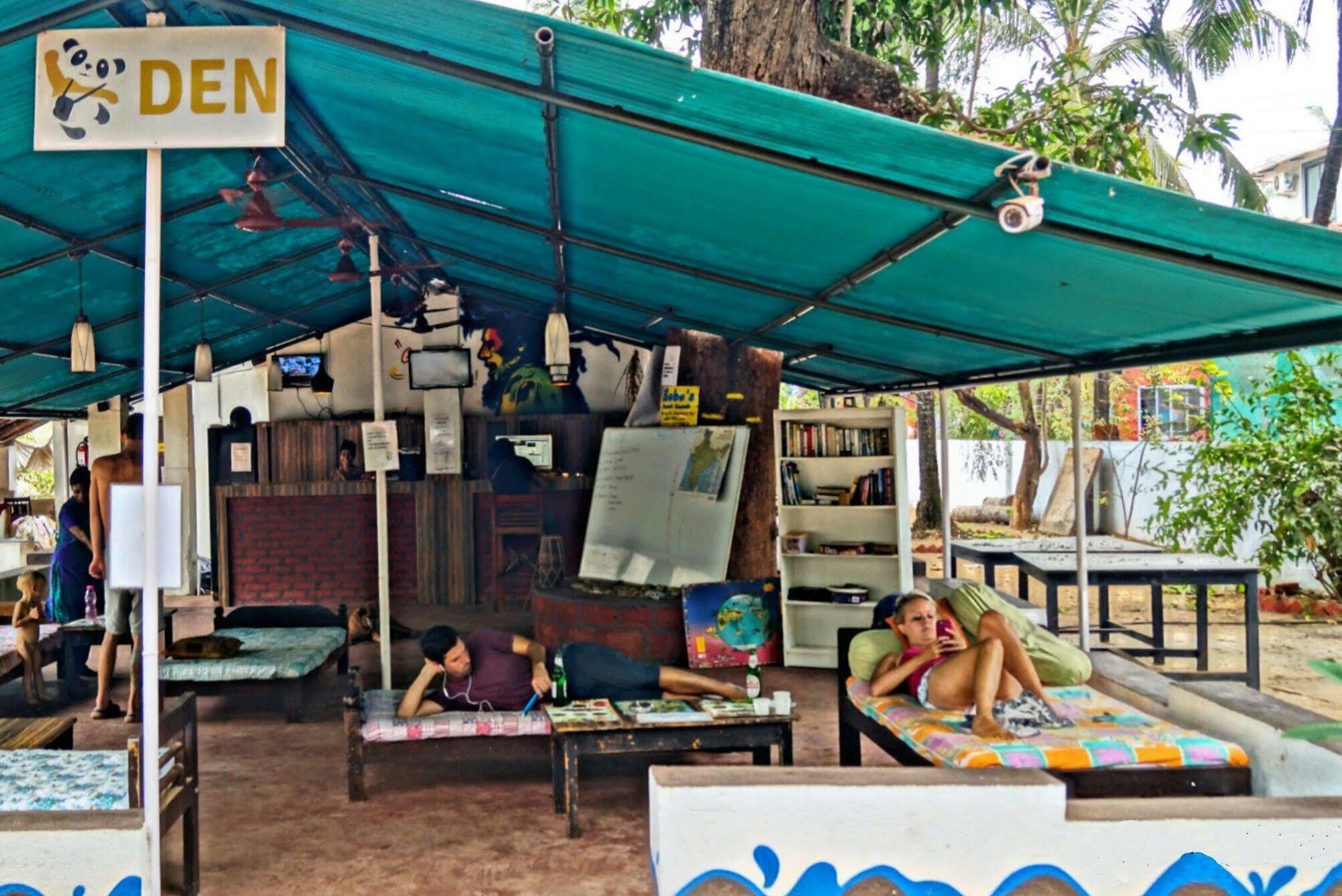 A Pousada Backpacker Panda Goa Calangute Exterior foto