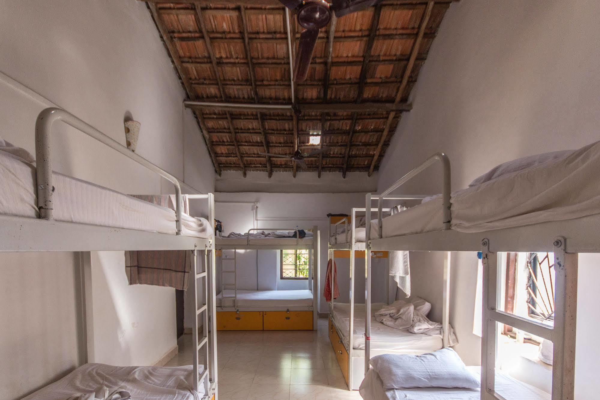 A Pousada Backpacker Panda Goa Calangute Exterior foto